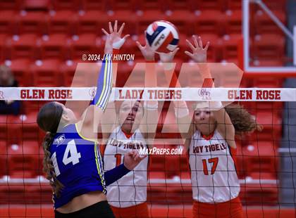 Thumbnail 1 in Brock @ Glen Rose photogallery.