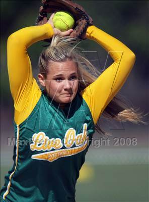 Thumbnail 3 in Live Oak @ Leigh photogallery.
