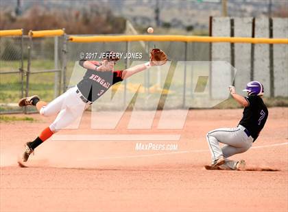 Thumbnail 1 in Miyamura @ Gallup photogallery.