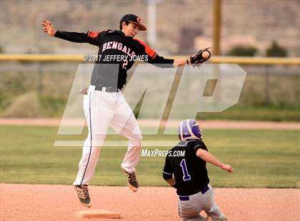 Thumbnail 2 in Miyamura @ Gallup photogallery.