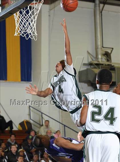 Thumbnail 3 in Sacramento vs. El Cerrito (Gridley Invitational) photogallery.