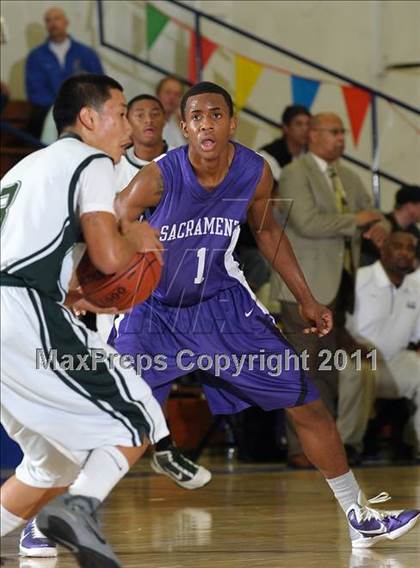 Thumbnail 3 in Sacramento vs. El Cerrito (Gridley Invitational) photogallery.