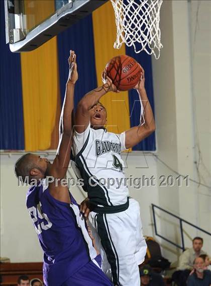 Thumbnail 1 in Sacramento vs. El Cerrito (Gridley Invitational) photogallery.
