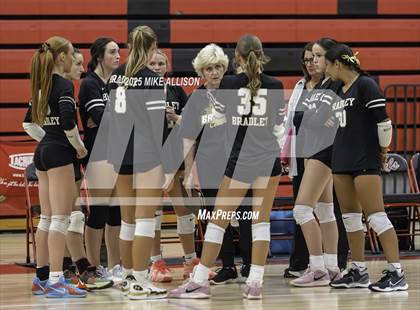 Thumbnail 1 in Bradley Central @ Ooltewah photogallery.