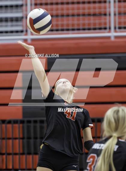 Thumbnail 2 in Bradley Central @ Ooltewah photogallery.
