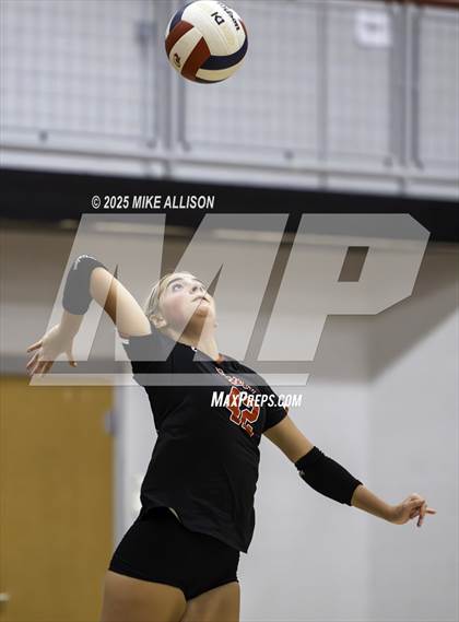 Thumbnail 2 in Bradley Central @ Ooltewah photogallery.
