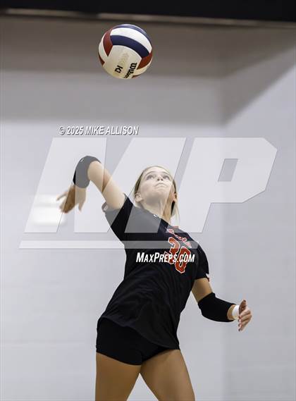 Thumbnail 2 in Bradley Central @ Ooltewah photogallery.