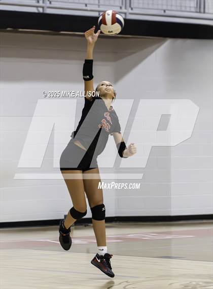 Thumbnail 3 in Bradley Central @ Ooltewah photogallery.