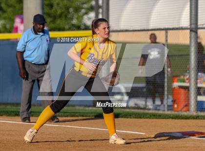 Thumbnail 1 in Lake Braddock @ South County photogallery.