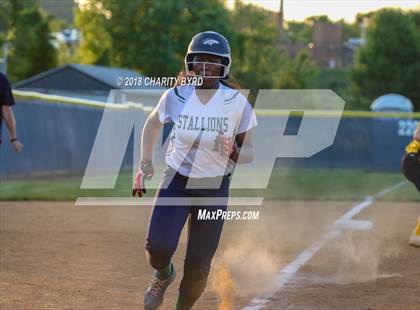 Thumbnail 2 in Lake Braddock @ South County photogallery.