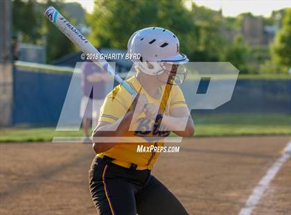 Thumbnail 3 in Lake Braddock @ South County photogallery.