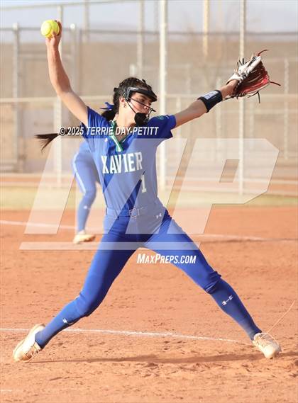 Thumbnail 3 in Deer Valley vs. Xavier College Prep photogallery.