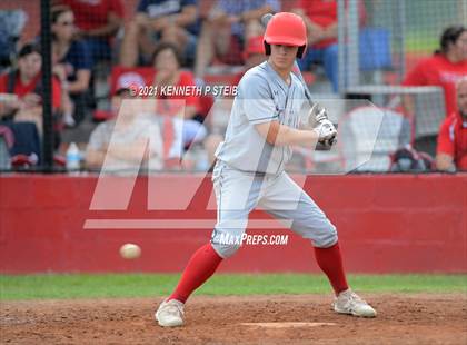 Thumbnail 2 in Central Catholic vs. Central Private (LHSAA 1A Regional Playoff) photogallery.