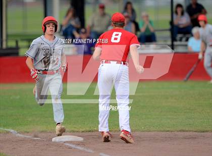 Thumbnail 2 in Central Catholic vs. Central Private (LHSAA 1A Regional Playoff) photogallery.