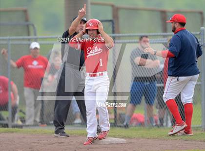 Thumbnail 3 in Central Catholic vs. Central Private (LHSAA 1A Regional Playoff) photogallery.