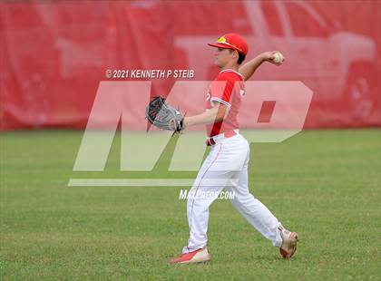 Thumbnail 2 in Central Catholic vs. Central Private (LHSAA 1A Regional Playoff) photogallery.