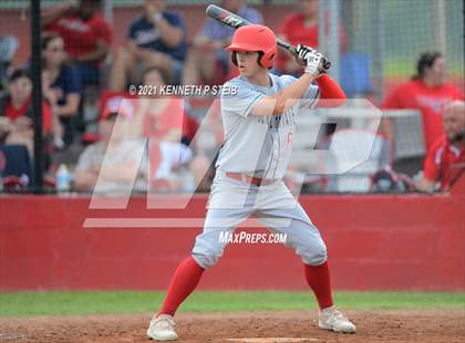 Thumbnail 1 in Central Catholic vs. Central Private (LHSAA 1A Regional Playoff) photogallery.