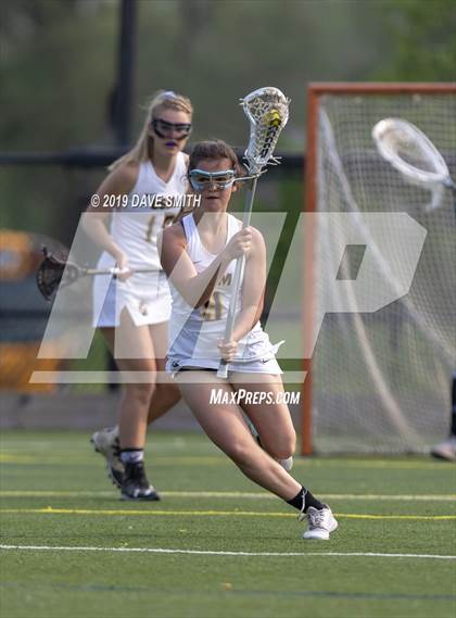 Thumbnail 2 in Waunakee vs University School of Milwaukee (WLF Round 2 Playoff) photogallery.
