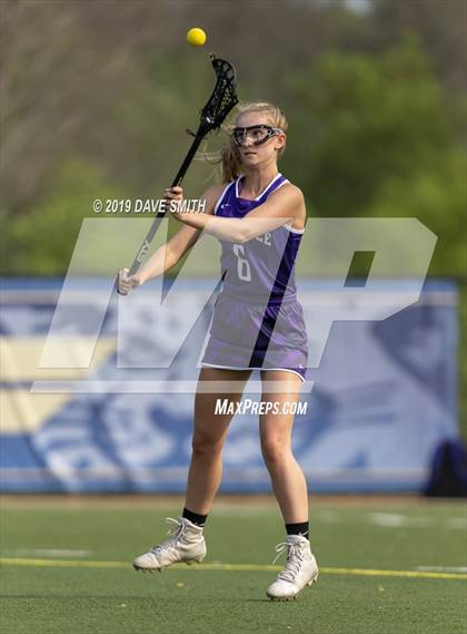 Thumbnail 3 in Waunakee vs University School of Milwaukee (WLF Round 2 Playoff) photogallery.