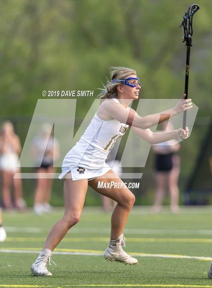 Thumbnail 3 in Waunakee vs University School of Milwaukee (WLF Round 2 Playoff) photogallery.