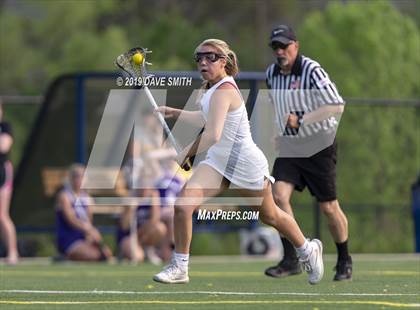 Thumbnail 1 in Waunakee vs University School of Milwaukee (WLF Round 2 Playoff) photogallery.