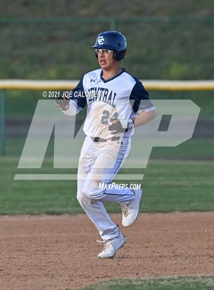 Thumbnail 3 in Pearsall @ Central Catholic photogallery.