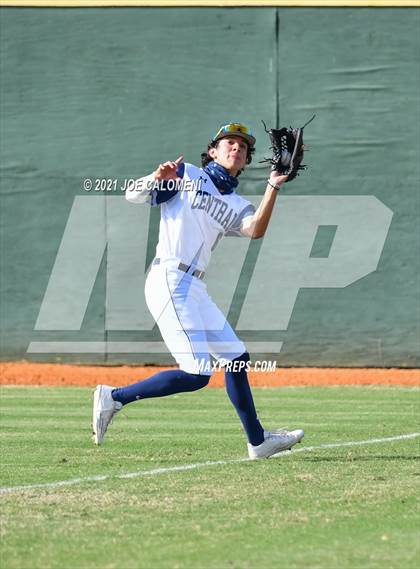 Thumbnail 1 in Pearsall @ Central Catholic photogallery.