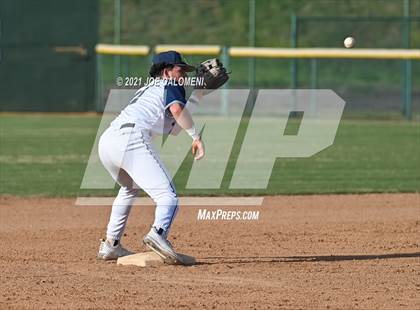 Thumbnail 1 in Pearsall @ Central Catholic photogallery.