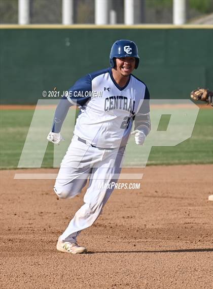 Thumbnail 3 in Pearsall @ Central Catholic photogallery.