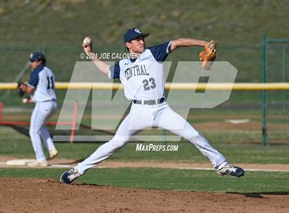 Thumbnail 3 in Pearsall @ Central Catholic photogallery.