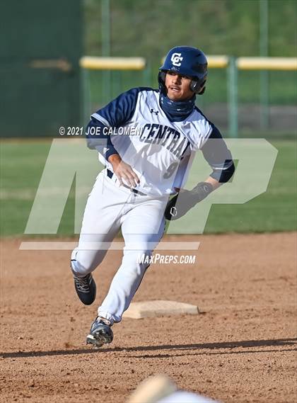 Thumbnail 3 in Pearsall @ Central Catholic photogallery.