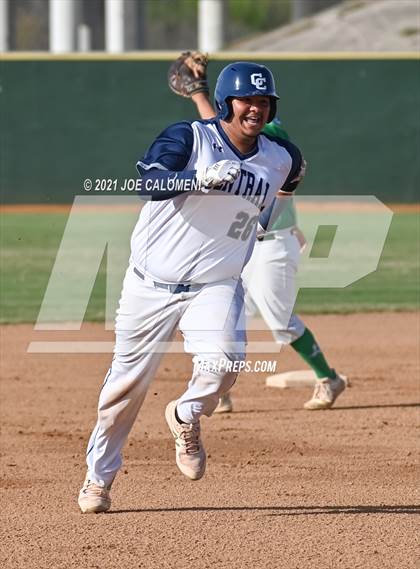 Thumbnail 1 in Pearsall @ Central Catholic photogallery.