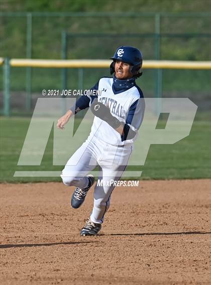 Thumbnail 2 in Pearsall @ Central Catholic photogallery.