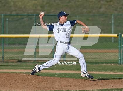 Thumbnail 3 in Pearsall @ Central Catholic photogallery.