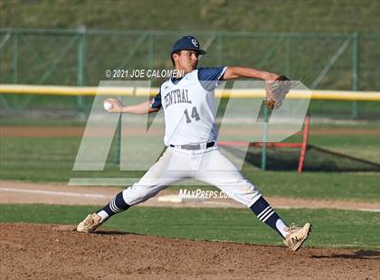 Thumbnail 2 in Pearsall @ Central Catholic photogallery.