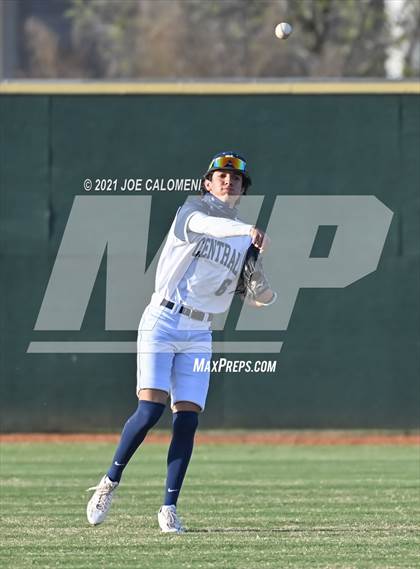 Thumbnail 3 in Pearsall @ Central Catholic photogallery.