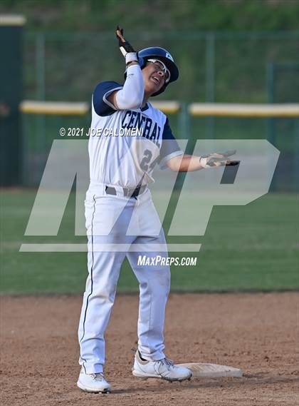 Thumbnail 3 in Pearsall @ Central Catholic photogallery.