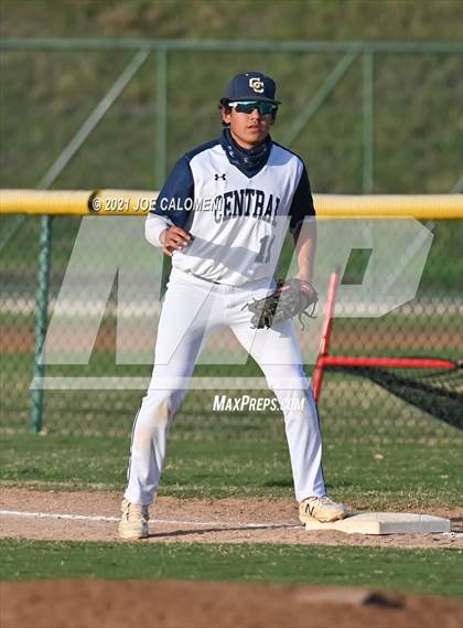 Thumbnail 1 in Pearsall @ Central Catholic photogallery.