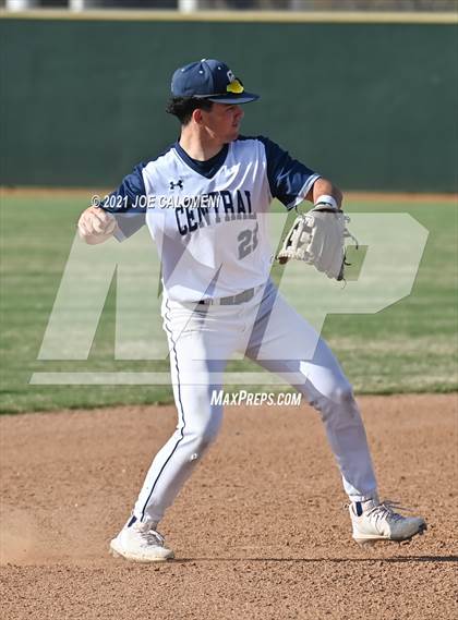 Thumbnail 1 in Pearsall @ Central Catholic photogallery.