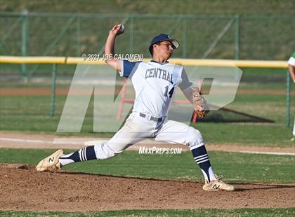 Thumbnail 1 in Pearsall @ Central Catholic photogallery.