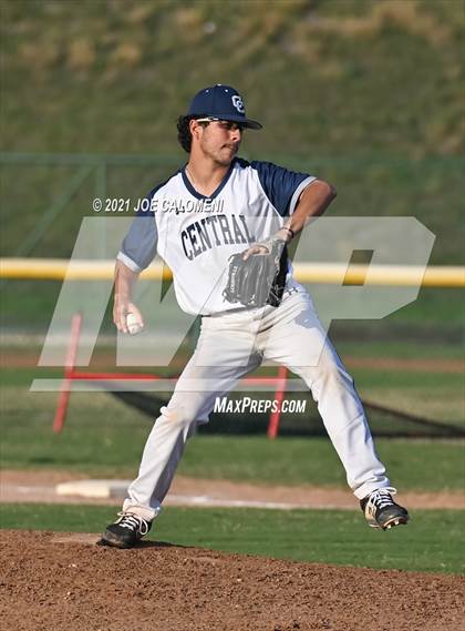 Thumbnail 2 in Pearsall @ Central Catholic photogallery.