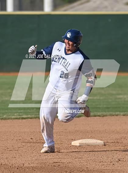 Thumbnail 1 in Pearsall @ Central Catholic photogallery.
