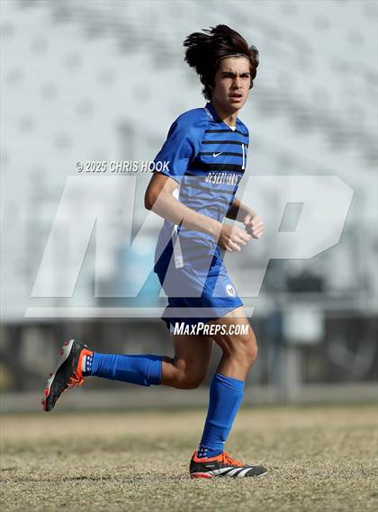 Thumbnail 2 in Tanque Verde vs Desert Christian (Ismael Arce Memorial Cup) photogallery.