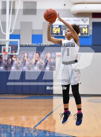 Thumbnail 1 in Forney @ Wylie East photogallery.