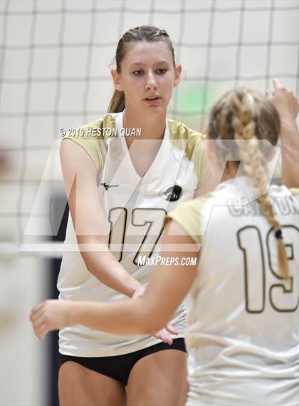 Thumbnail 3 in Canyon @ Valencia photogallery.