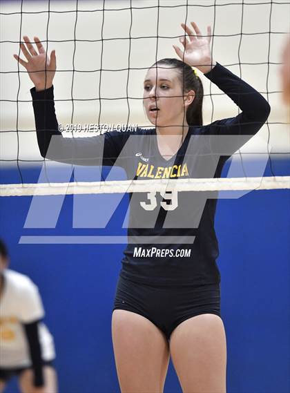 Thumbnail 1 in Canyon @ Valencia photogallery.