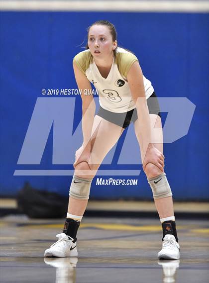 Thumbnail 2 in Canyon @ Valencia photogallery.