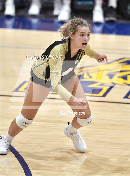 Thumbnail 2 in Canyon @ Valencia photogallery.