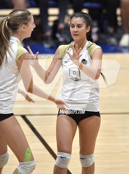 Thumbnail 3 in Canyon @ Valencia photogallery.