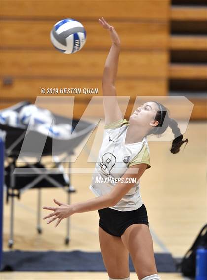 Thumbnail 1 in Canyon @ Valencia photogallery.